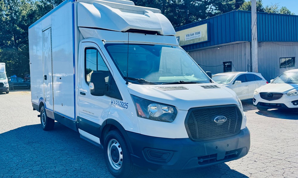 2022 Ford Transit Chassis Cab